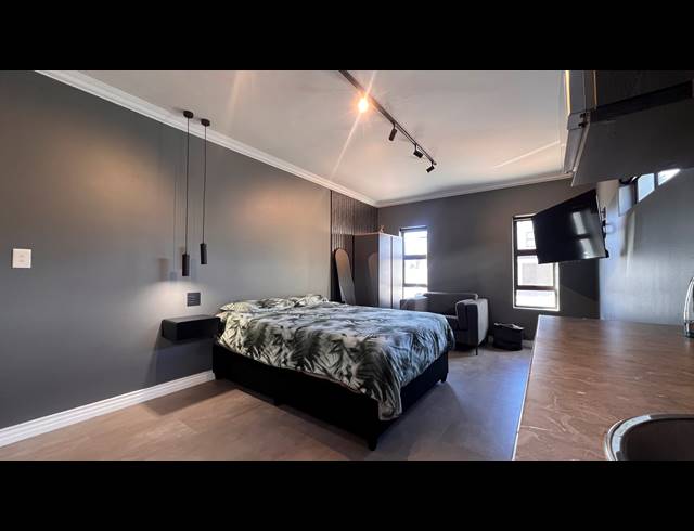 5 BEDROOM HOUSE TO LET IN BIG BAY